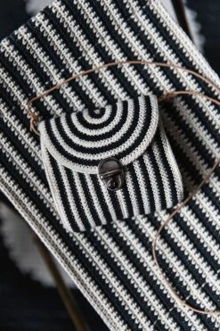 Crochet Crush By Molla Mills 13 Crochet Crush By Molla Mills -Langat Maailma mollamills raitashoulderbag web 1