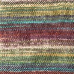 Urth Uneek Fingering 10 Urth Uneek Fingering -Langat Maailma swatch uneek fingering 3002 1